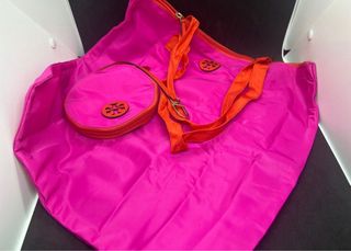 (Category: ) located in . Submitted by Brandedpreloved (Listing ID 1369197393, Image 1). Description: .