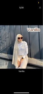 (Kategori: ) berada di . Dikirim oleh prelovethriftbynaii_ (ID iklan 1369267207, Gambar 1). Deskripsi: .