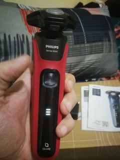 Phillips series 5000, face and beard trimmer/shaver electric