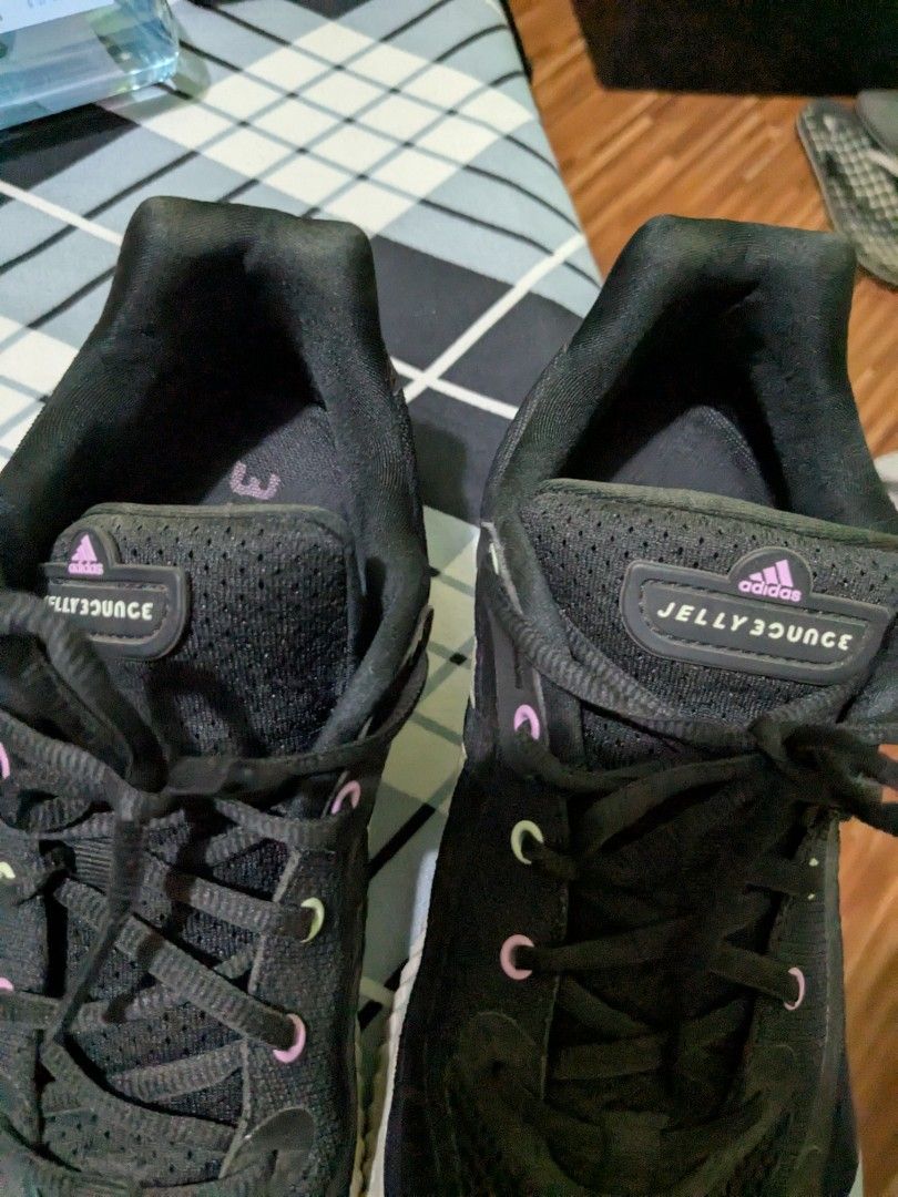 Selling my Adidas Jelly Bounce (Category: Sneakers) located in Rizal. Submitted by silverposh (Listing ID 1369267768, Image 2). Description: no more box auth. bought from adidas rob galleria size 8.5 women.