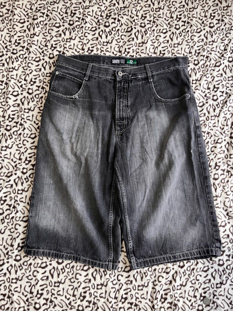 Southpole Jorts (Category: Shorts) located in Cabuyao City. Submitted by kisyana (Listing ID 1369157783, Image 3). Description: size 36 on tag.