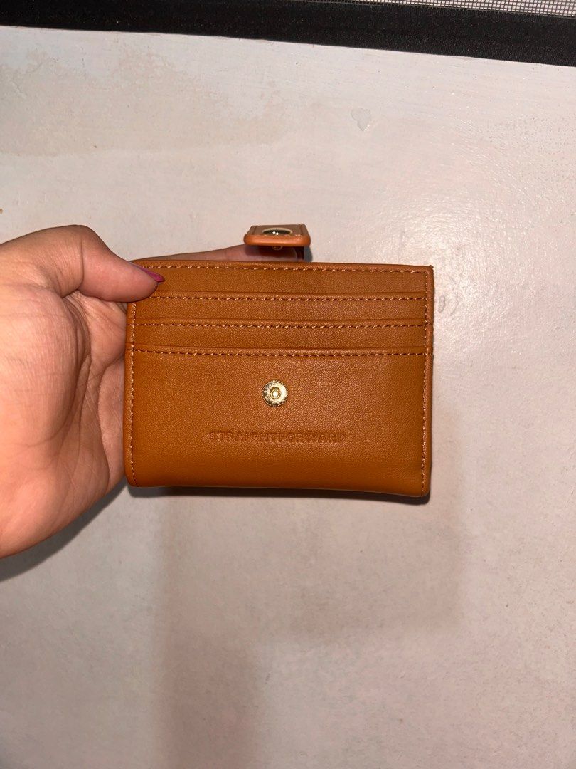 STRAIGHTFORWARD WALLET AND CARD HOLDER IN ONE (Category: Wallets & Card holders) located in Marikina City. Submitted by joannafrancisco (Listing ID 1369145755, Image 1). Description: Almost new no flaws, can ask for more photos.