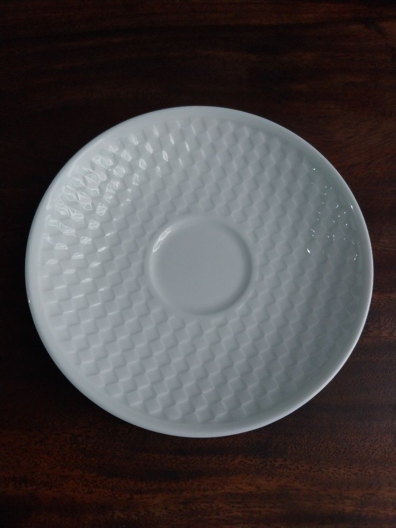 Wedgewood saucer 6" (Category: Coffee & Tea Tableware) located in Quezon City. Submitted by wl0217 (Listing ID 1369202269, Image 1). Description: Also, I am selling my personal collections of cups and saucers. ❤️.