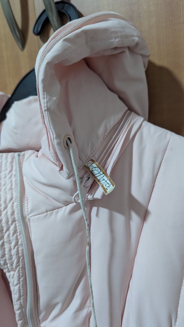 Winter Jacket (Category: Coats, Jackets and Outerwear) located in Singapore. Submitted by zetrahac (Listing ID 1369259556, Image 4). Description: Light pink down jacket from Winning. I dry cleaned it after I last wore it years back (the dry cleaning tags are still on). The hood is detachable and there is also a detachable fur lining for the hood. The jacket is small for me ( 163cm, 50kg) hence I'm selling it. I have had it since I was young so it