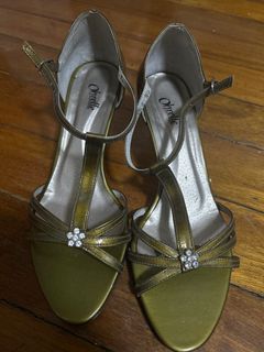 (Category: ) located in . Submitted by dashandchloe (Listing ID 1369434809, Image 1). Description: .