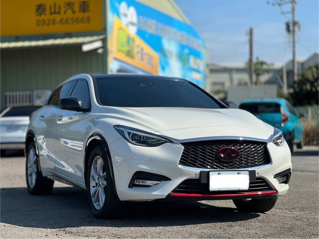 由 nina0527 (刊登 ID 1369492424，圖片 2) 提交，位於 台中市 (Taichung) 的 2017年 INFINITI Q30 1.6T 豪華版 (類別：汽車出售)，說明：2017年 INFINITI Q30 1.6T 豪華版 全車原版件 已認證👍 無待修 全車外觀黑化點綴 帥就完事了 配備 免鑰匙Keyless｜安卓機｜🍎CarPlay ｜倒車顯影 雙區恆溫空調｜雙前記憶電動座椅（三組） 後座出風口｜多功能方向盤｜車道偏移警示 售價48.8萬 實車實價 臺中市南屯區賞車 📞0901195969（李小姐Nina) Line:0985467956。