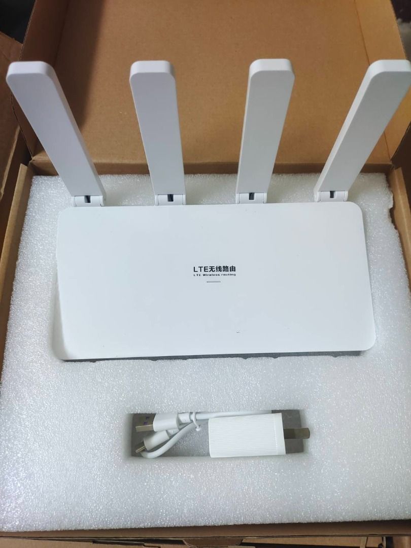 4天線4G LTE無線分享器 插SIM卡 WIFI分享 插卡分享網路