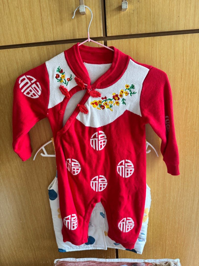 由 boolu (刊登 ID 1369370578，圖片 3) 提交，位於 桃園市 (Taoyuan) 的 二手幼兒衣物 連身 裙 洋裝 秋冬衣物 (類別：嬰兒及兒童流行時尚)，說明：二手衣服便宜售 尺碼都在照片裡 男女皆可 高標者勿來 他團同步銷售。