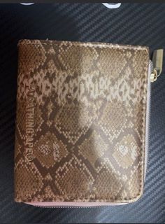 (Category: ) located in . Submitted by moostoremy (Listing ID 1369484954, Image 1). Description: .