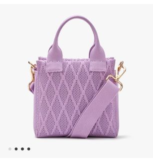 (Category: ) located in . Submitted by purplish2 (Listing ID 1369430449, Image 1). Description: .