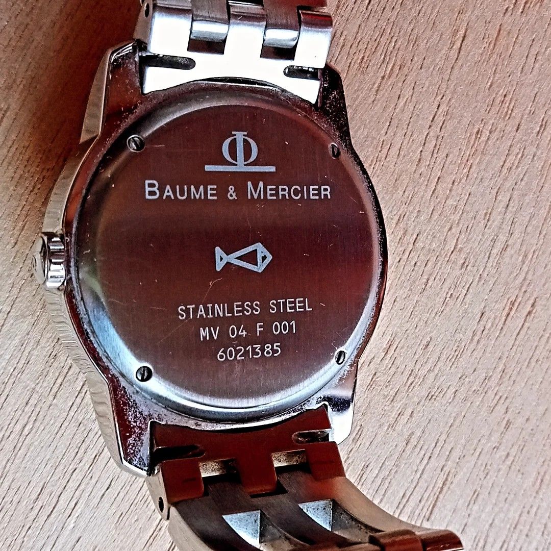 Baume and Mercier Formula 1 (Category: Luxury Watches) located in Makati City. Submitted by meowmyella (Listing ID 1369365716, Image 3). Description: ❤️ Pre loved BAU.ME & MER.CIER formula 1 watch 💵 JACKPOT PRICE of PHP 10,000 only! (free SF - local) 😱 Price on line USD 510 also pre-owned ⭕ Very Good Condition ⭕ No inclusion ⭕ 💯 Authentic, money back guarantee ‼️with minimal scratches but can be polish 😉If you need more details regarding the 