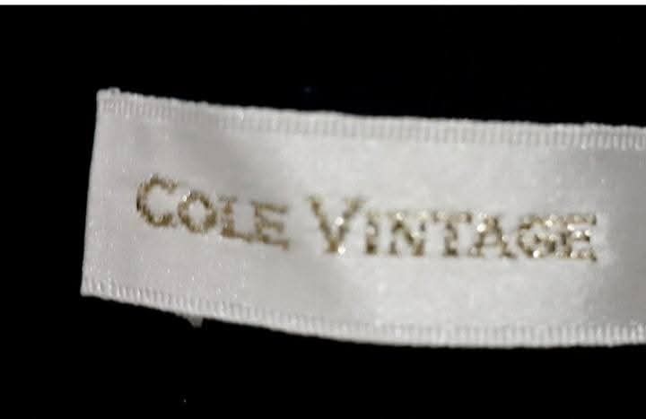 Cole vintage dress (Category: Activewear) located in Cagayan de Oro. Submitted by chevyane (Listing ID 1369417629, Image 2). Description: brandnew but na labhan na, not my size.