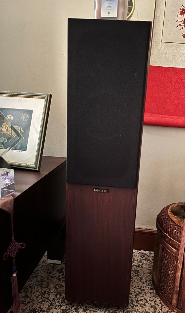 Denon AV + 3 Speakers + remote - a Complete Stylish Surround Sound Set (Category: Soundbars, Speakers & Amplifiers) located in Singapore. Submitted by ongang1 (Listing ID 1369456510, Image 2). Description: Denon AVR-1601 AV Surround Receiver, bundled with 3 powerful speakers, ideal for left/right or surround centre speaker configurations. • 2 tall/long standing speakers – great sound and elegant design, perfect as decorative pieces too • 1 compac