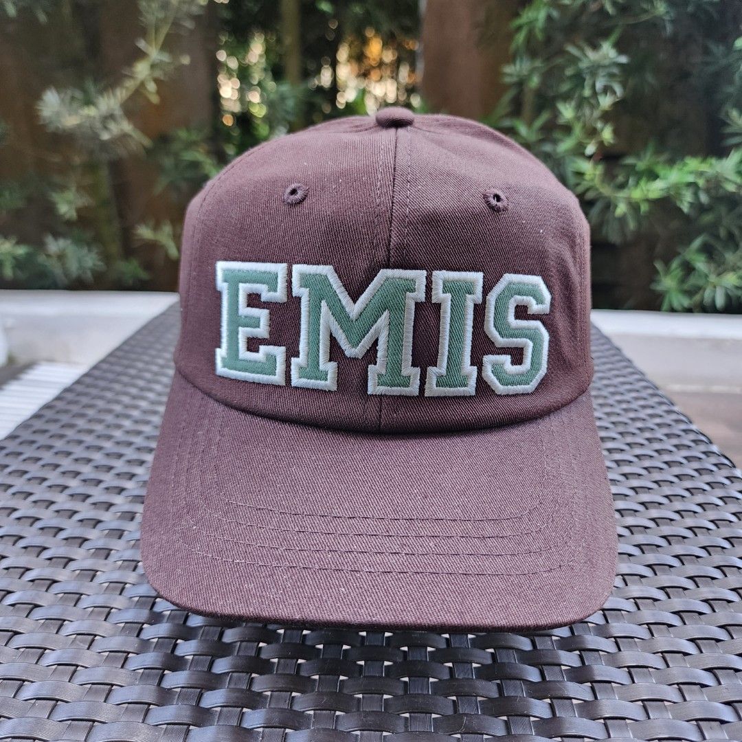 EMIS CAPITAL LOGO BASEBALL CAP (Category: Caps & Hats) located in Quezon City. Submitted by randomthangz (Listing ID 1369377217, Image 2). Description: .