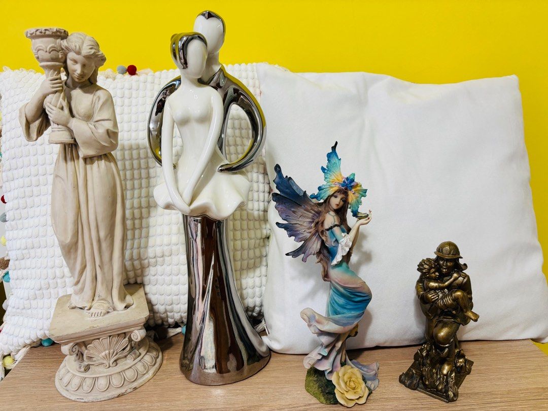 Figurines65075509876610110