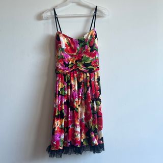 (Category: ) located in . Submitted by lovedbya (Listing ID 1369420935, Image 1). Description: .