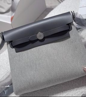 （分類：）位於 。 由 lslux 提交（商品編號 1368657022，圖片 1）。簡介： 。