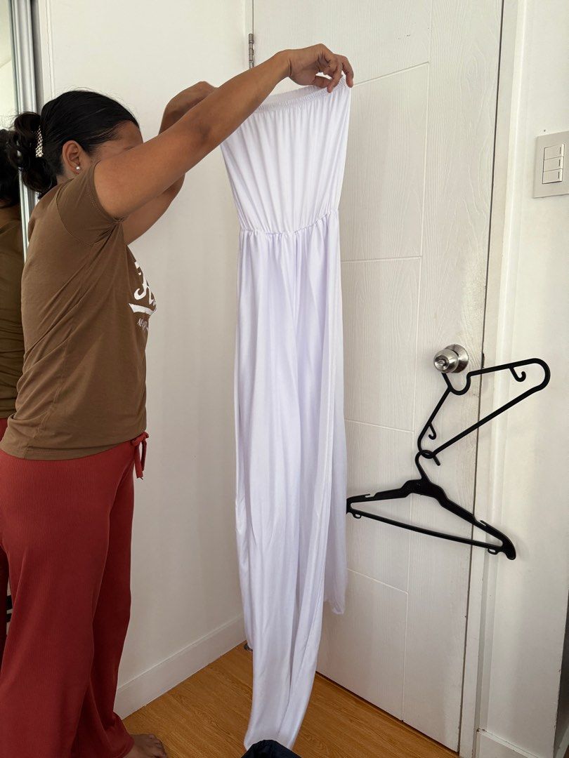 Infinity Dress White (Category: Dresses) located in Taguig. Submitted by samlibao (Listing ID 1369356985, Image 3). Description: Used once.