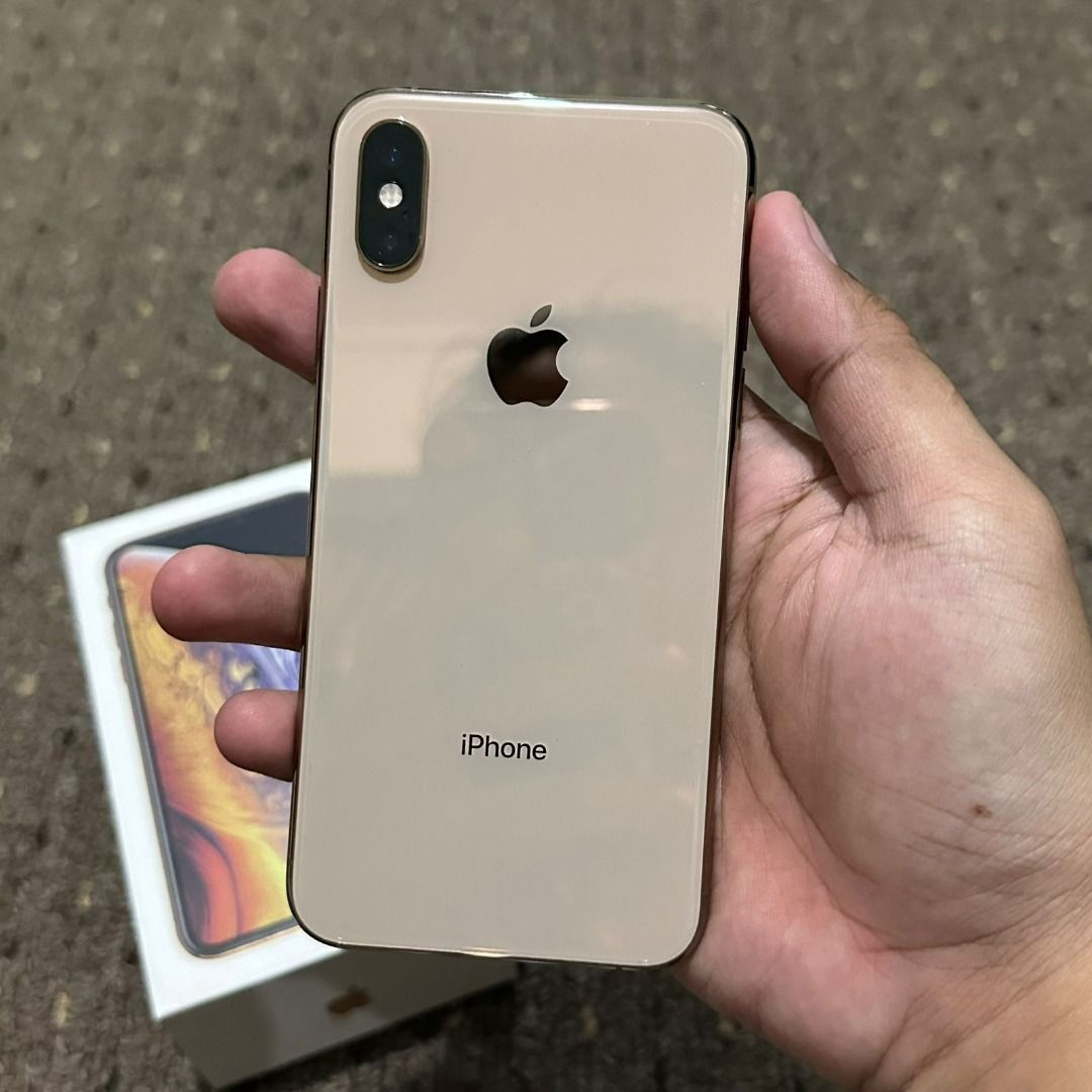 030300F iPhone Xs 64GB KDDI【難有】99%