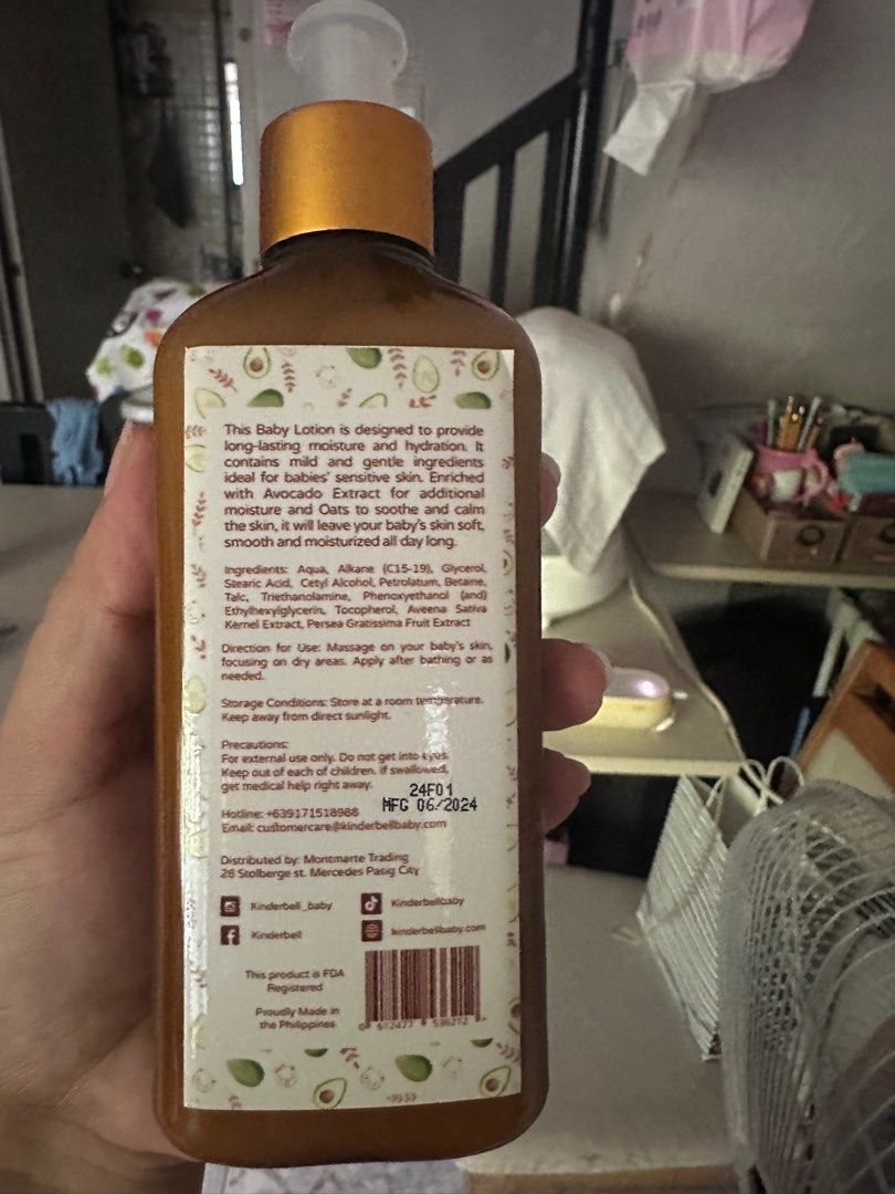 KINDERBELL BABY LOTION 250ML (Category: Baby Toiletries & Grooming) located in Pasig City. Submitted by clairelopez0213 (Listing ID 1369396721, Image 3). Description: Brandnew Kinderbell Lotion 250ML RFS- not compatible with my baby's skin.