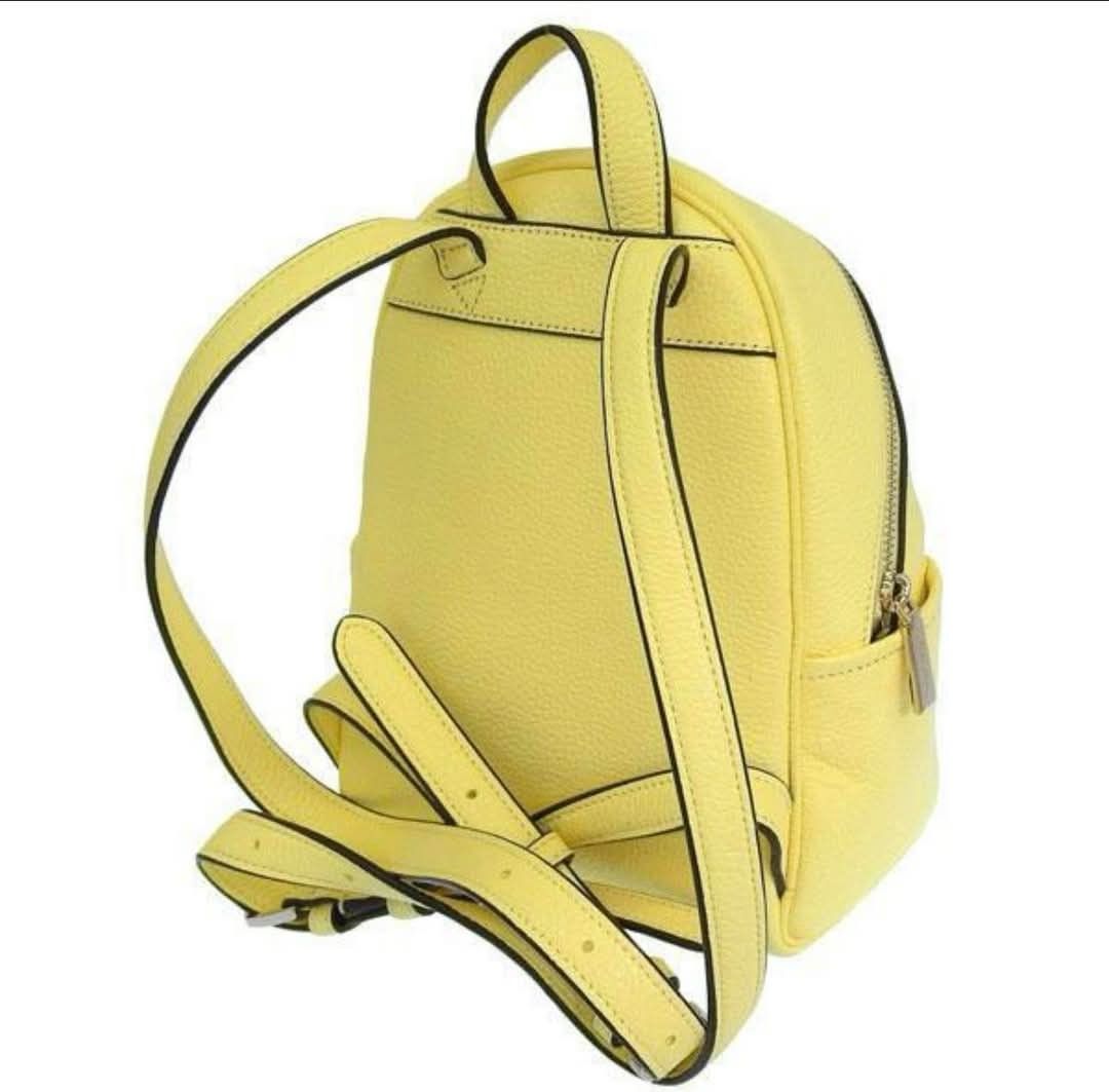KS (Category: Luxury Bags & Wallets) located in Bulacan. Submitted by vintage_purge (Listing ID 1369435792, Image 3). Description: ks 5700php unused mini leila lets make reading a habit please ask us before proceeding into transactions we cater to those who understands preloved items first to pay gets the item settle for original at a very affordable price all are decluttered items of people living in japan AUTHENTIC ITEMS MONEY BACK GUARANTEE IF