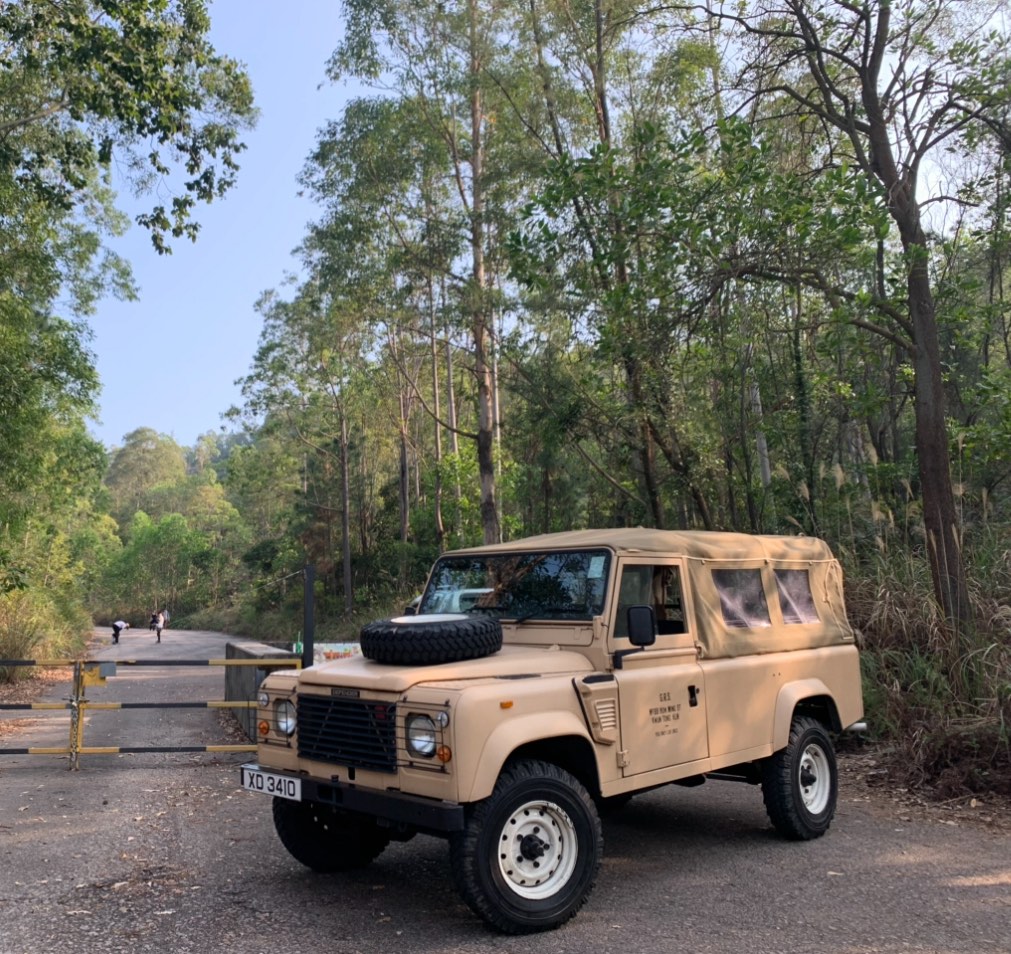 Land Rover Defender (M)628631722640651111