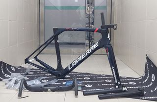 （分類：）位於 。 由 RDbike 提交（商品編號 1369458258，圖片 1）。簡介： 。