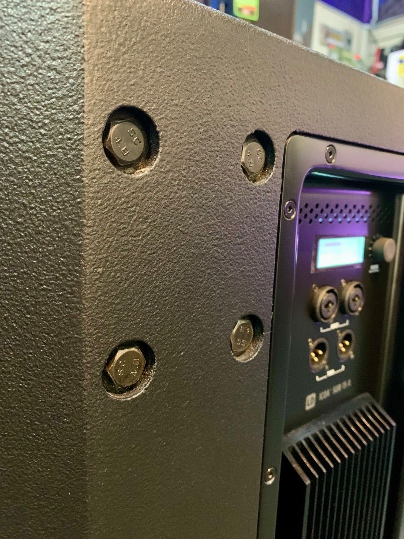 LD SYSTEM ICOA SUBWOOFER 15A (Category: Soundbars, Speakers & Amplifiers) located in Caloocan City. Submitted by leospinotorr0608 (Listing ID 1369359014, Image 2). Description: 15-inch subwoofer for powerful low-end up to 36 Hz 131 dB max. SPL and 1600 Watt peak power through highly efficient digital Class D power amplifier Optimized bass reflex ports DynX DSP with four application presets (three crossover frequencies, cardioid mode) Switchable s
