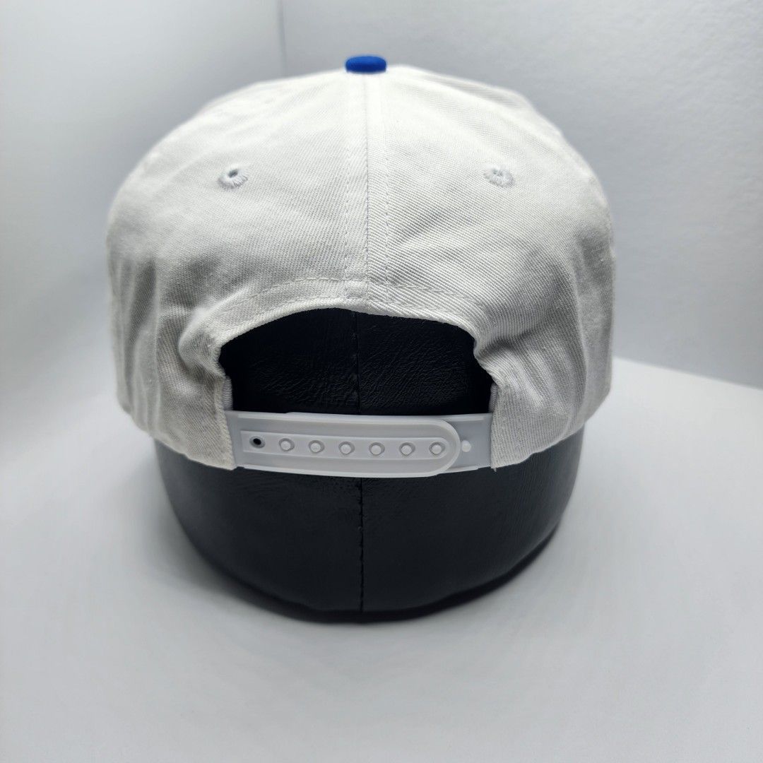 METS TWO TONE SNAP BACK BY HAT TRICK (Category: Caps & Hats) located in Quezon City. Submitted by randomthangz (Listing ID 1369376080, Image 3). Description: .
