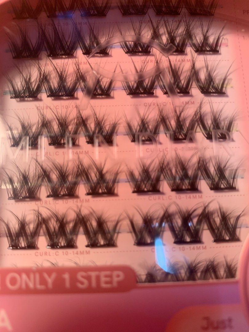 (Camellia) Mlen GLUELESS False Eyelashes (Category: Makeup) located in Manila. Submitted by flowett (Listing ID 1369409489, Image 2). Description: Glueless Falsies 10-14mm Curl Loc: Sta Mesa Manila -add ₱50 only for tweezers -I have other designs available if interested 😊.