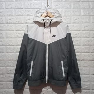 (Category: ) located in . Submitted by yipsthrift (Listing ID 1369482783, Image 1). Description: .