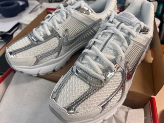 （分類：）位於 。 由 vvvvvera 提交（商品編號 1369338774，圖片 1）。簡介： 。
