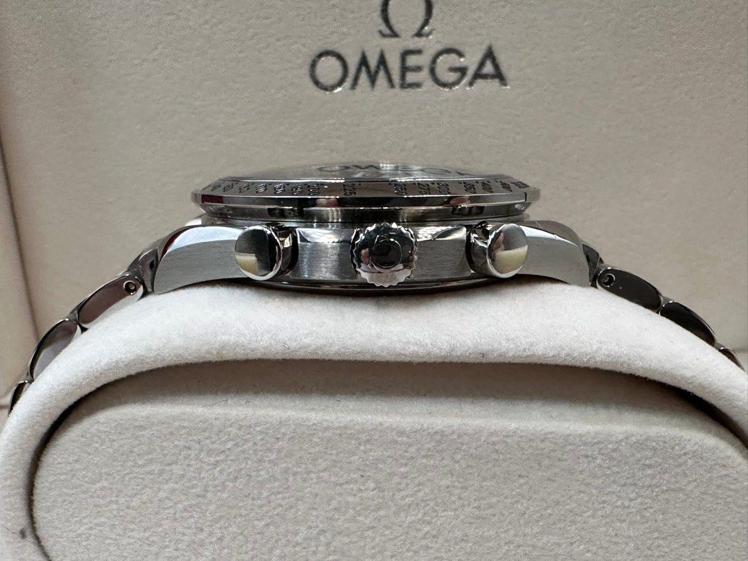 omega speedmaster day date Complete (Category: Luxury Watches) located in Las Pinas. Submitted by astro_20 (Listing ID 1369388481, Image 3). Description: Sorry, NO SWAPS FS: OMEGA Speedmaster Day Date 3523.80 Complete with Paper, Manuals, Original Box Ref No: 3523.80 39mm Beautiful Blue Dial PATINA on Hands and Markers Approx Year: 1999+ Date of Last Full Service: JUNE 2024 Foreign Ad Actual Photos Posted Price: Php135,000 ( slightly neg upon vie
