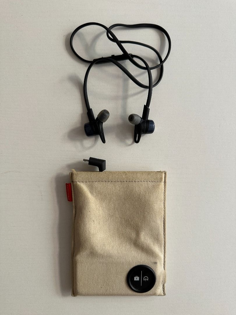 Plantronics Backbeat Go 3 In-Ear Headset + charging pouch63060897721603112