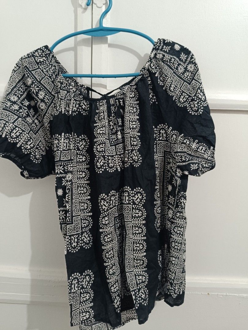 Pre-loved Clothes Take All (Category: Dresses) located in Makati City. Submitted by izzie_stevensoo7 (Listing ID 1369392724, Image 2). Description: Size M - XL - 2XL.