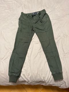 Publish jogger pant in Olive629776562231051129