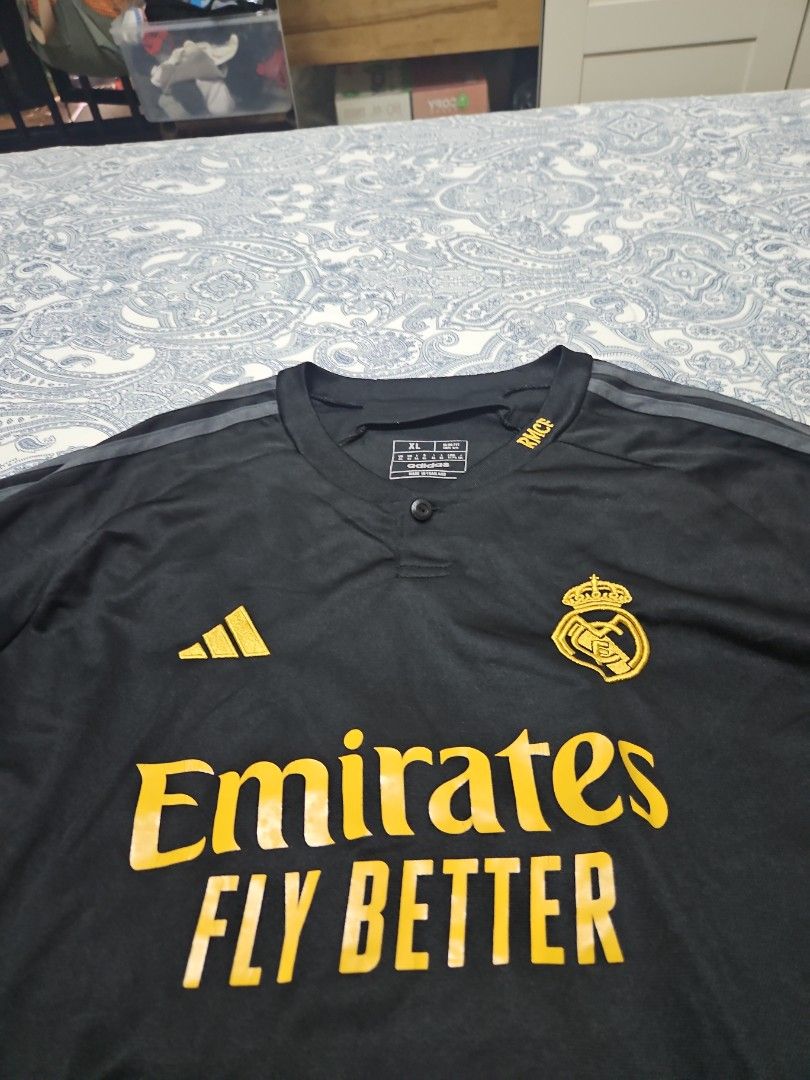 Real madrid away jersey Real (Category: Activewear) located in Singapore. Submitted by please_buy_ (Listing ID 1369430942, Image 2). Description: .
