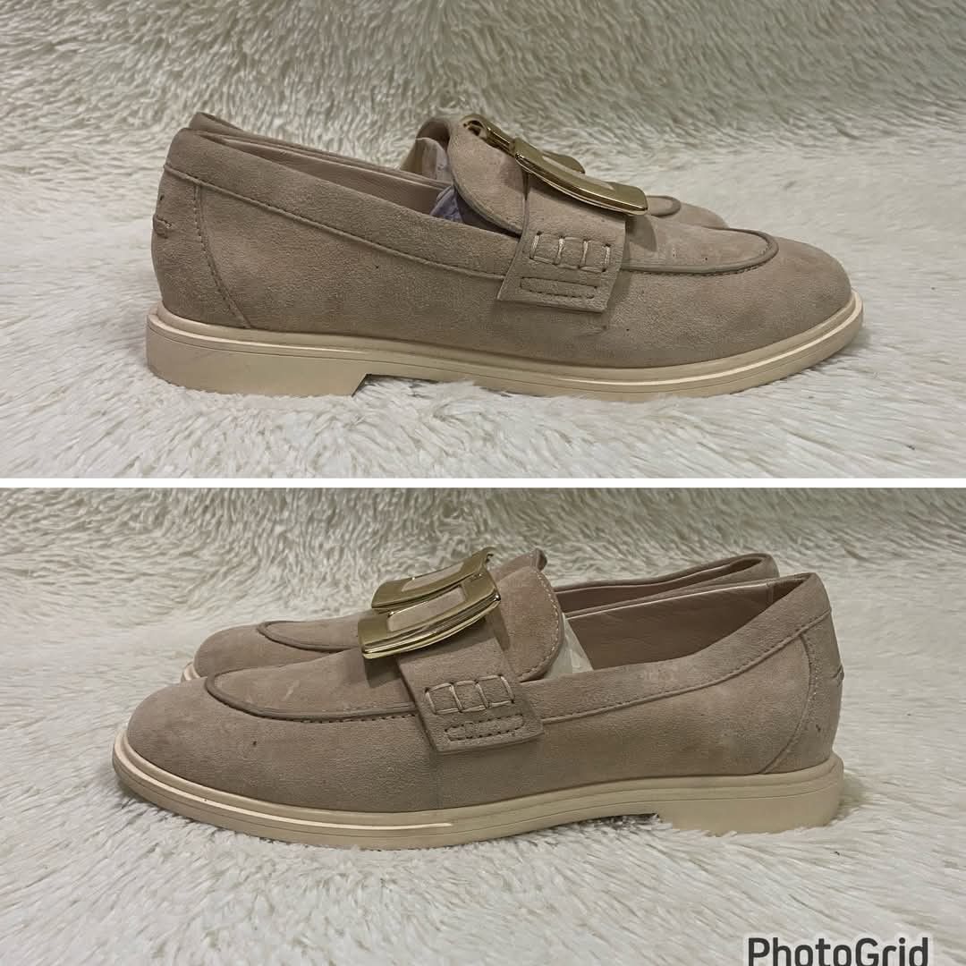 ROGER VIVIER (Category: Sneakers & Footwear) located in Manila. Submitted by charinafernandez93 (Listing ID 1369332861, Image 2). Description: SALE ROGER VIVIER AUTH NO ISSUE SIZE 5 23CM.