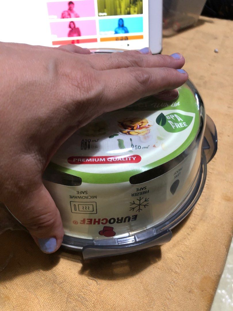 Round Glass container 400ml (Category: Food Organization & Storage) located in Caloocan City. Submitted by mannycoydegz8 (Listing ID 1369366706, Image 3). Description: Food container Glass 400ml capacity Round shape Decluttering Height 2in .