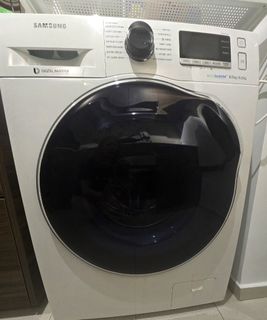 (Category: ) located in . Submitted by lasellingg (Listing ID 1369428240, Image 1). Description: .