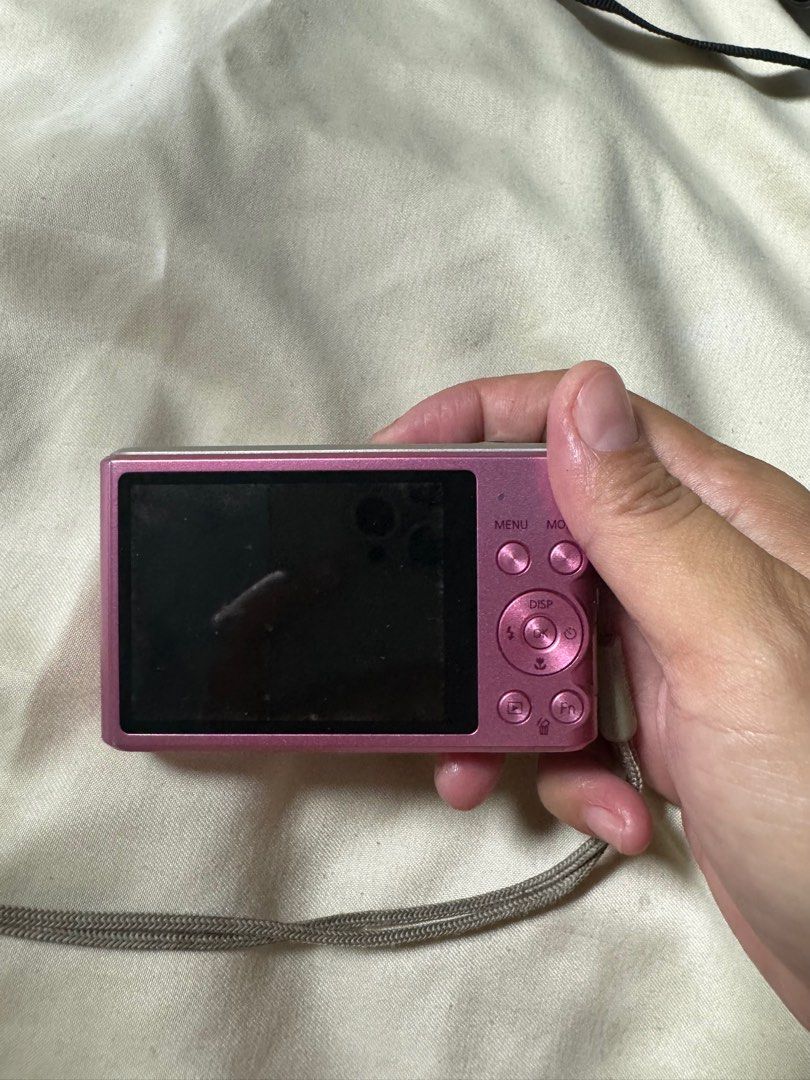 Samsung ST66 (Category: Cameras) located in Cebu City. Submitted by gilejehhk (Listing ID 1369459501, Image 3). Description: Samsung ST66 Color: light pink 16megapixels Issue: lcd burn, doesnt affect the output Unit, battery and universal clip charger only ₱4,000.