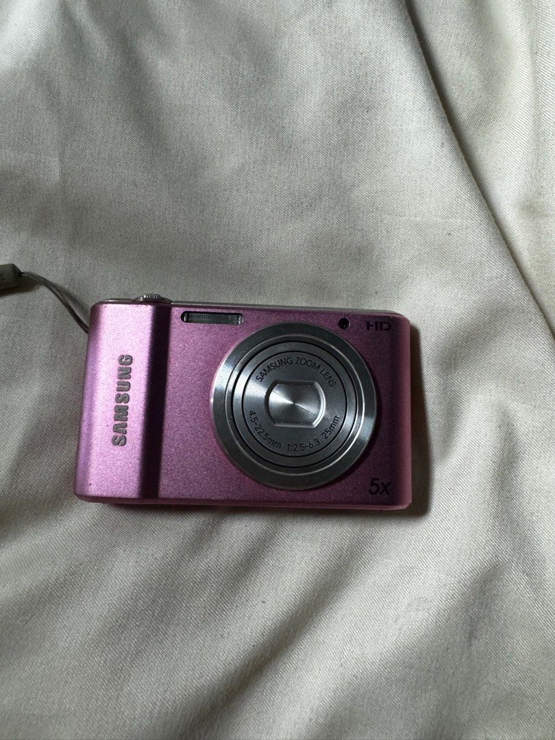 Samsung ST66 (Category: Cameras) located in Cebu City. Submitted by gilejehhk (Listing ID 1369459501, Image 1). Description: Samsung ST66 Color: light pink 16megapixels Issue: lcd burn, doesnt affect the output Unit, battery and universal clip charger only ₱4,000.