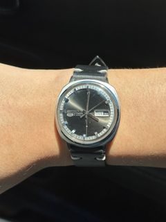 (Category: ) located in . Submitted by motorol (Listing ID 1369408623, Image 1). Description: .