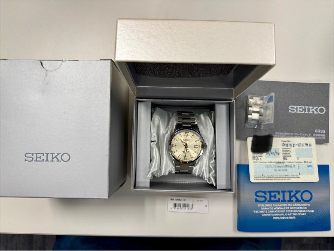 FIXED PRICE - Seiko Prospex Alpinist SPB241 (Category: Men's Watches) located in Taguig. Submitted by speedforce101 (Listing ID 1369369250, Image 2). Description: FIXED PRICE! FIXED PRICE MEANS THIS IS THE FINAL PRICE. Made in Japan Purchased Oct 2022 70 hours power reserve Full-specs and online price here: https://shop.seikoboutique.com.ph/products/prospex-spb241j1 Boxed set of extra links, hang tag, instruction guide, warranty booklet, warranty