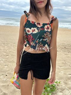 (Category: ) located in . Submitted by v_embers (Listing ID 1369377825, Image 1). Description: .