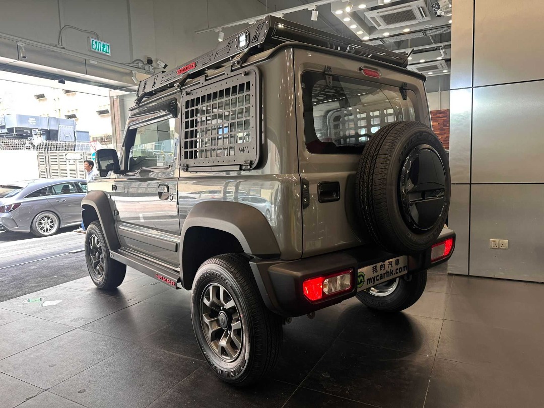 Suzuki Jimny JB74W Auto62863172845441111