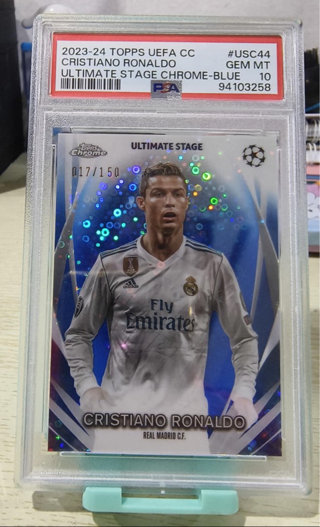 Topps Cristiano Ronaldo Chrome Blue, Hobbies & Toys, Collectibles ...