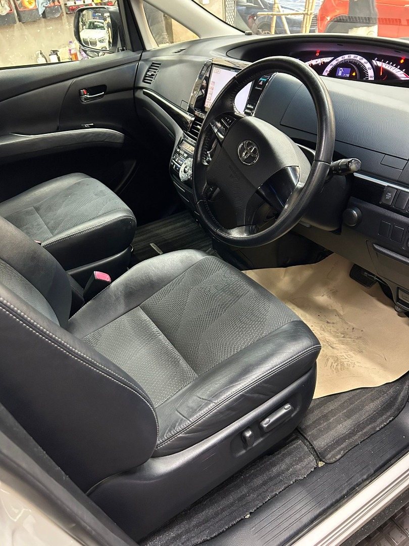 Toyota Estima 2.4 Aeras 7-Seater Moonroof Auto62863127460867111