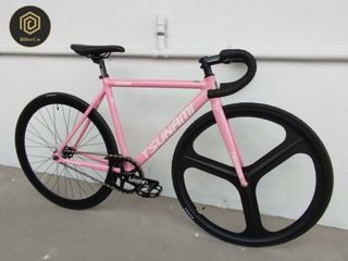 (Category: ) located in . Submitted by bikeco (Listing ID 1369457308, Image 1). Description: .