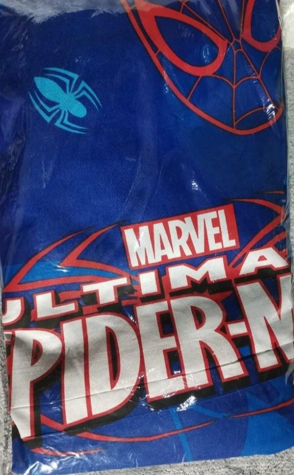 Ultimate Spider-Man Blue Bedsheet Queen sized (Category: Bedding & Towels) located in Lucena. Submitted by jason2.8 (Listing ID 1369446577, Image 2). Description: .